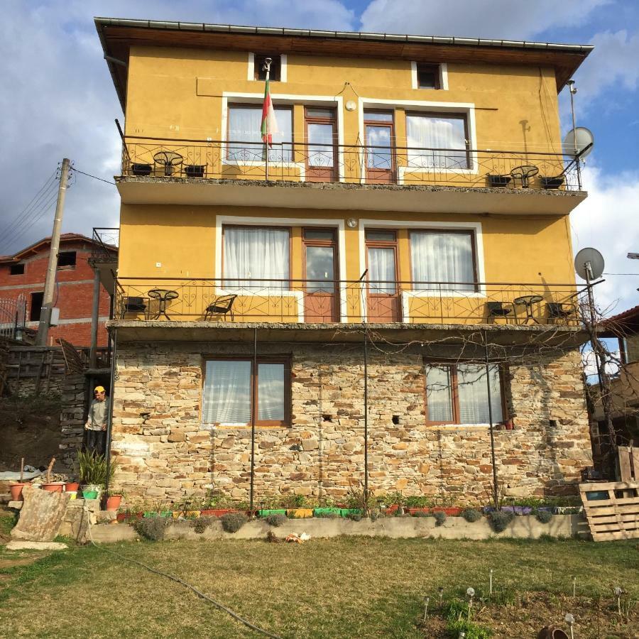 Guest House Agush Kribul Exterior photo